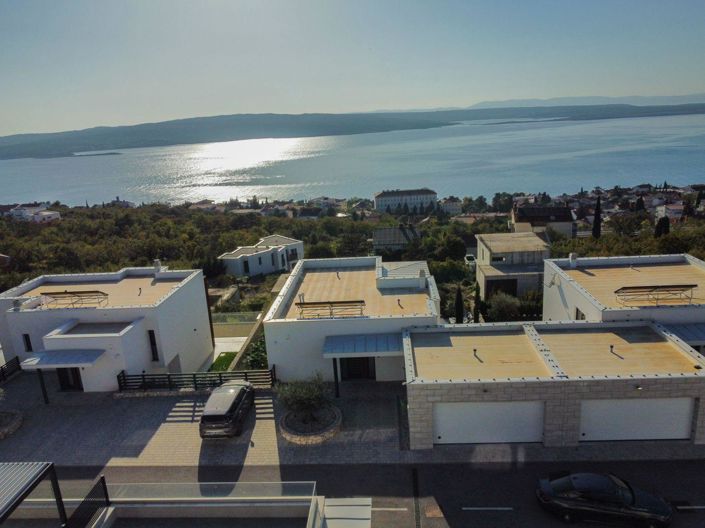 Image No.13-5 Bed Property for sale