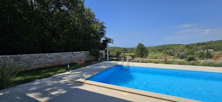 Image No.7-Propriété de 4 chambres à vendre à Rovinj