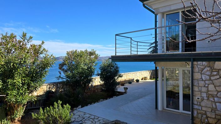 Image No.2-4 Bed Property for sale