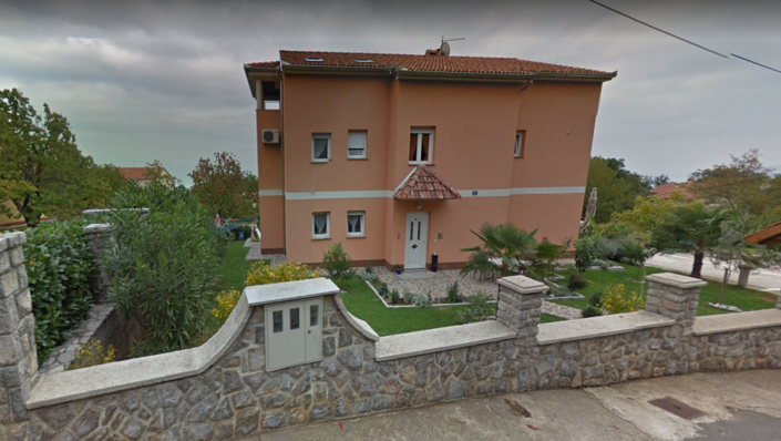 Image No.8-12 Bed Property for sale