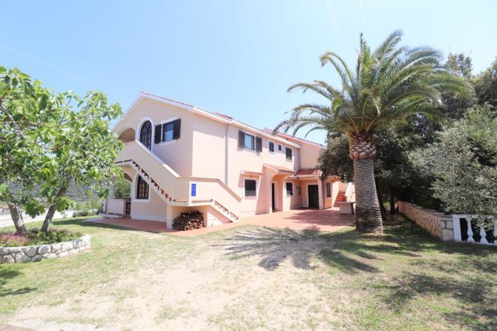 Image No.5-5 Bed Property for sale