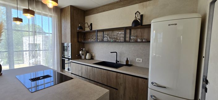 Image No.18-2 Bed Property for sale