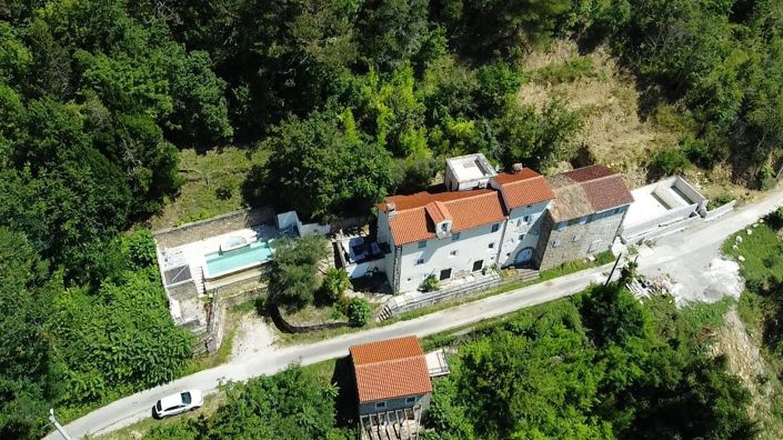 Image No.15-6 Bed Property for sale
