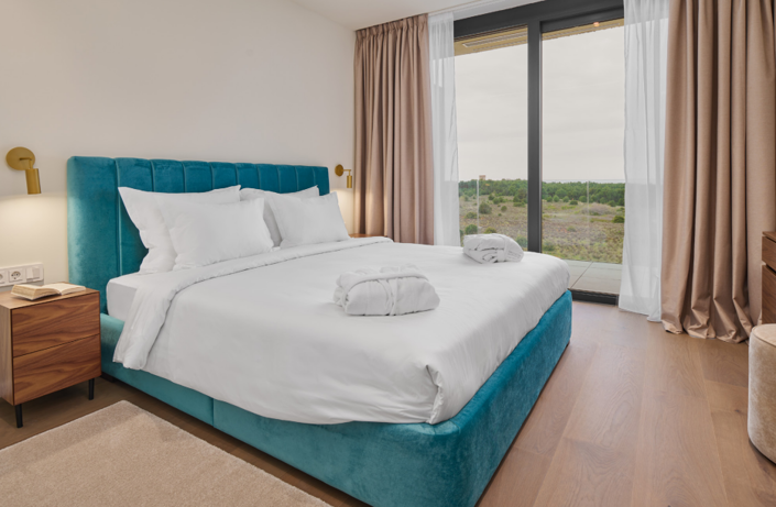Image No.5-2 Bed Property for sale