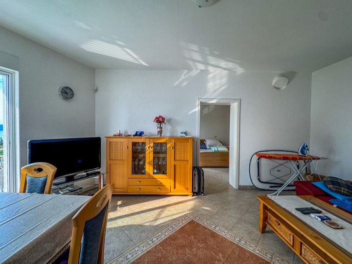 Image No.12-4 Bed Property for sale