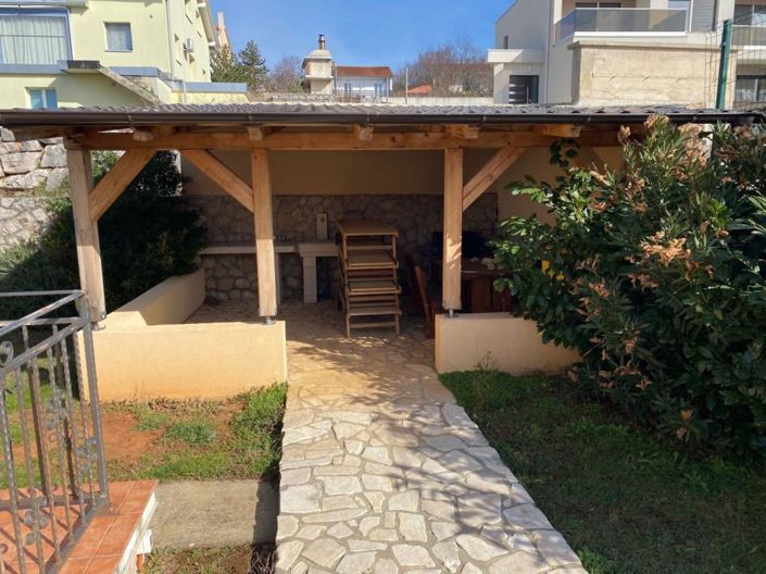 Image No.25-4 Bed Property for sale