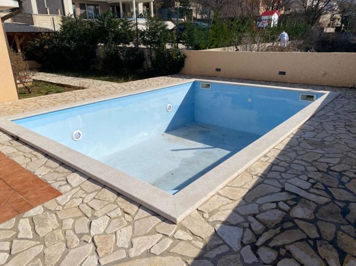 Image No.7-4 Bed Property for sale