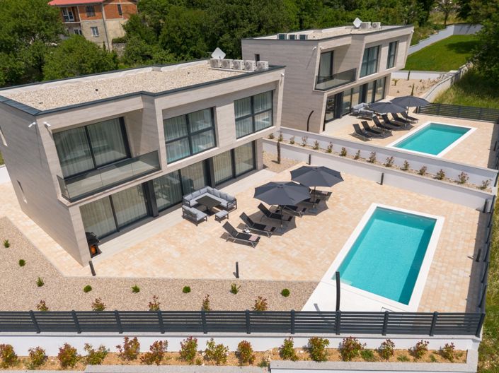 Image No.20-3 Bed Property for sale