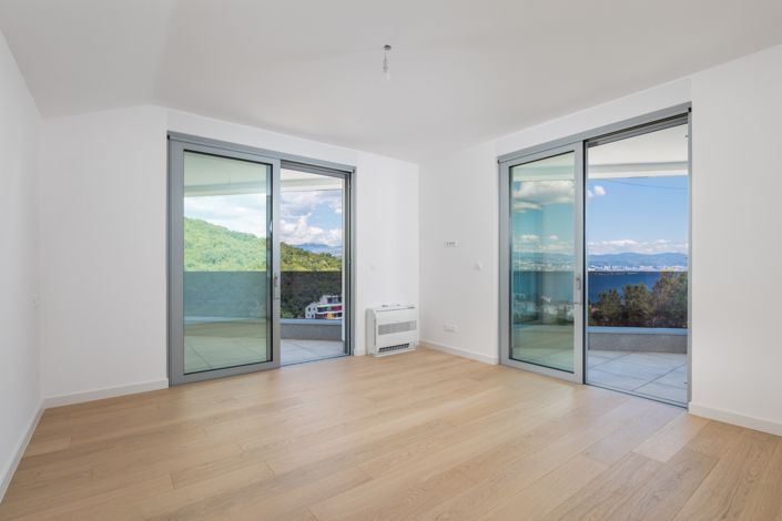 Image No.6-Propriété de 15 chambres à vendre à Opatija