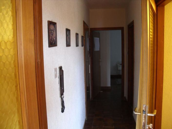 Image No.20-4 Bed Property for sale