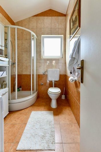 Image No.23-4 Bed Property for sale