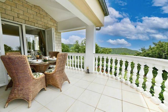 Image No.3-4 Bed Property for sale
