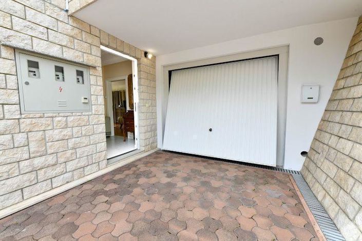 Image No.7-4 Bed Property for sale