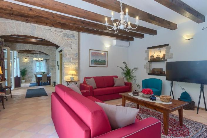 Image No.14-3 Bed Property for sale