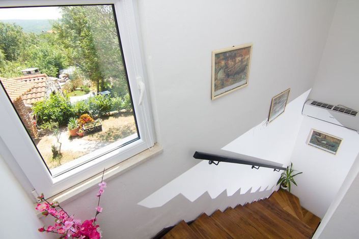 Image No.12-4 Bed Property for sale