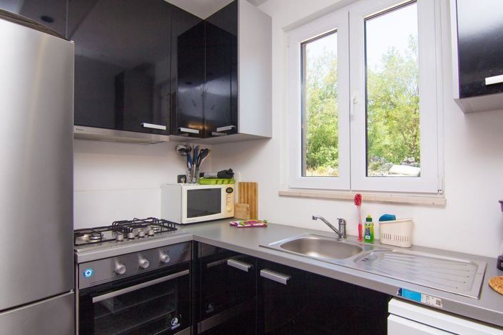 Image No.6-4 Bed Property for sale