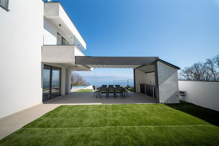 Image No.3-4 Bed Property for sale