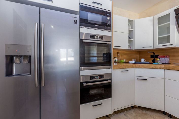 Image No.25-3 Bed Property for sale