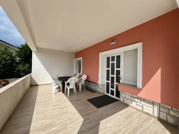 142681-546314