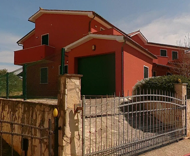 Image No.2-6 Bed Property for sale