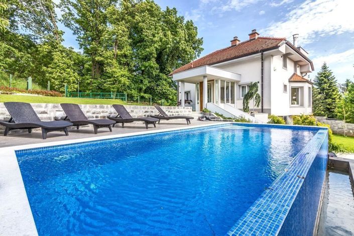Image No.2-4 Bed Property for sale