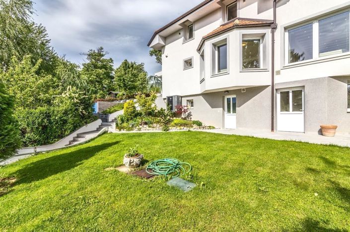 Image No.3-4 Bed Property for sale
