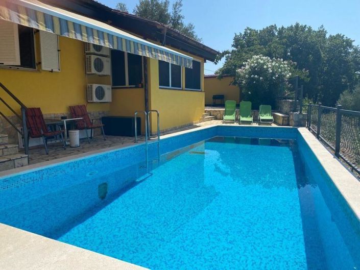 Image No.2-3 Bed Property for sale