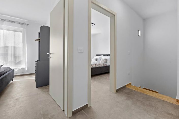 Image No.22-2 Bed Property for sale