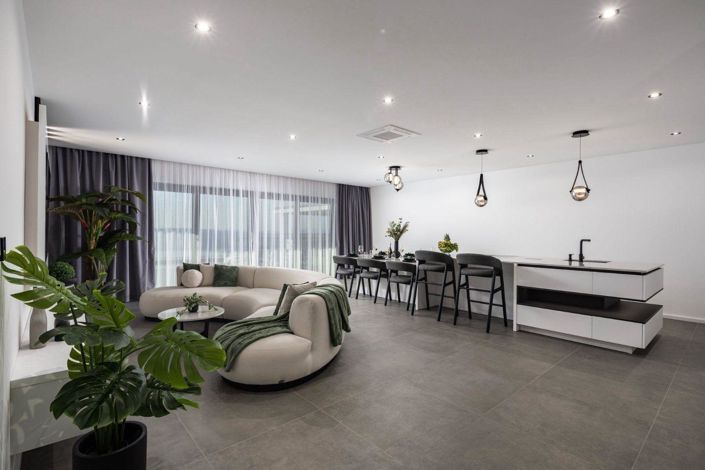 Image No.15-3 Bed Property for sale