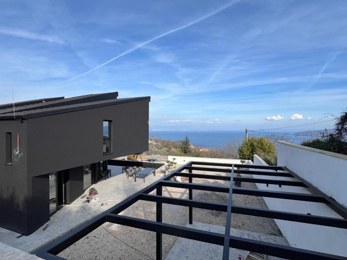 Image No.3-4 Bed Property for sale