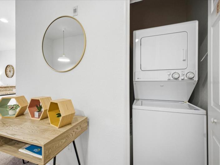 Image No.23-3 Bed Condo for sale