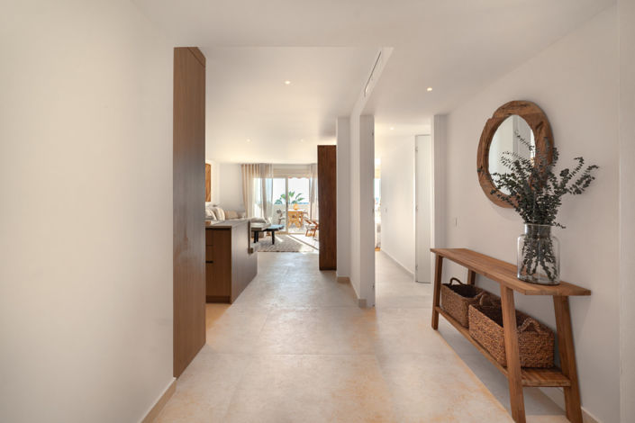 Image No.10-3 Bed Property for sale
