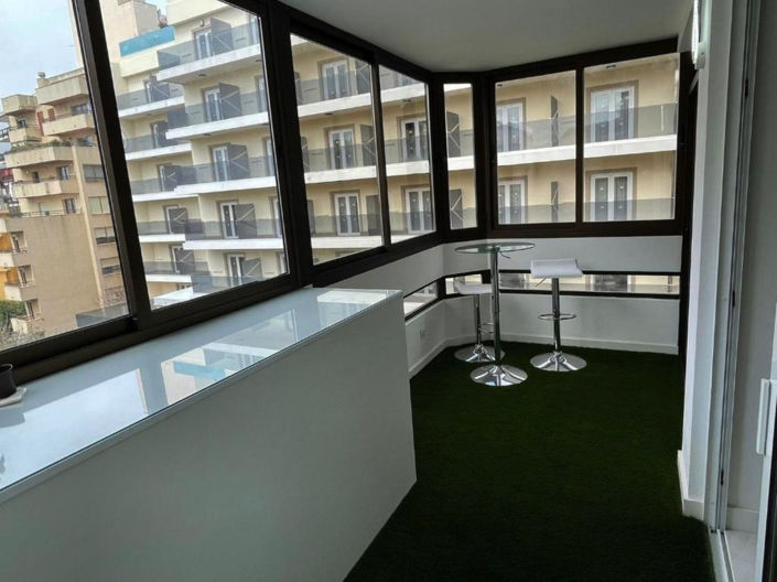 Image No.9-2 Bed Property for sale