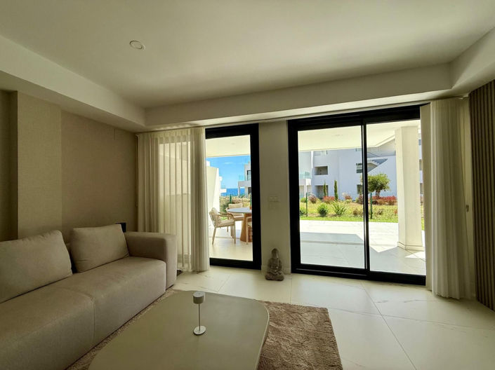 Image No.13-2 Bed Property for sale