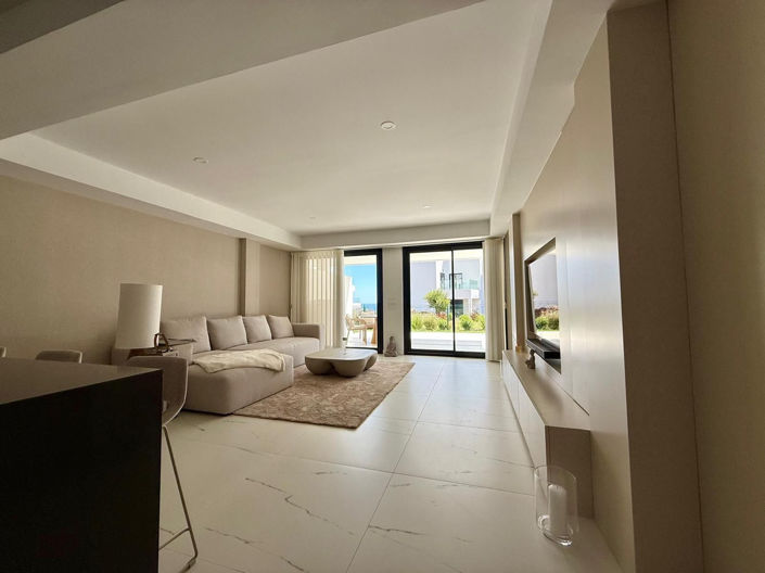 Image No.16-2 Bed Property for sale