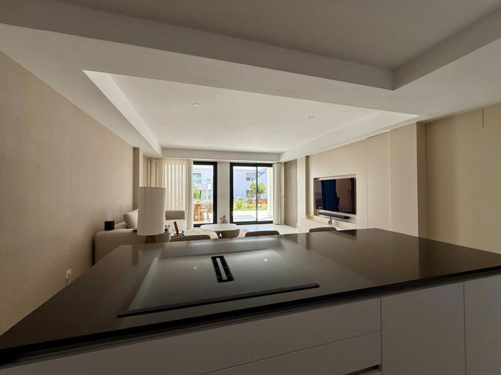 Image No.6-2 Bed Property for sale