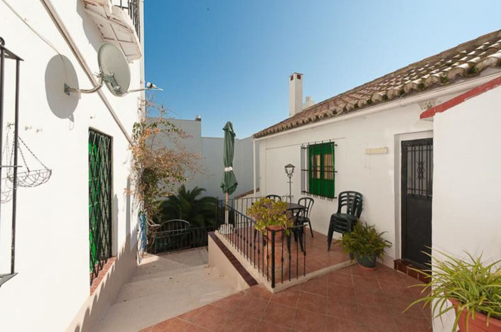 Image No.3-Maison de ville de 14 chambres à vendre à Álora