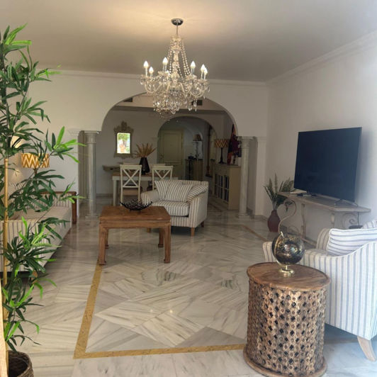Image No.9-2 Bed Property for sale
