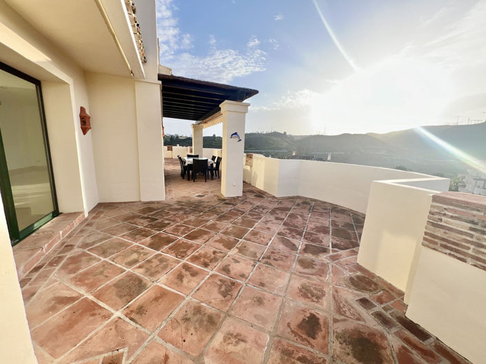 Image No.6-3 Bed Property for sale