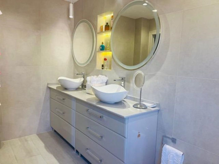 Image No.9-Propriété de 3 chambres à vendre à Estepona