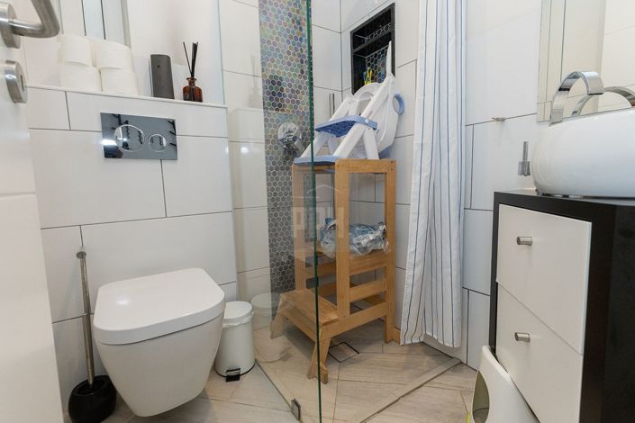 Image No.26-3 Bed Townhouse for sale