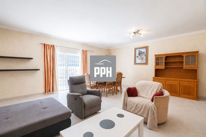 Image No.8-3 Bed Apartment for sale