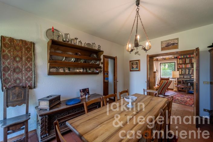 Image No.37-Maison de campagne de 4 chambres à vendre à Montegabbione
