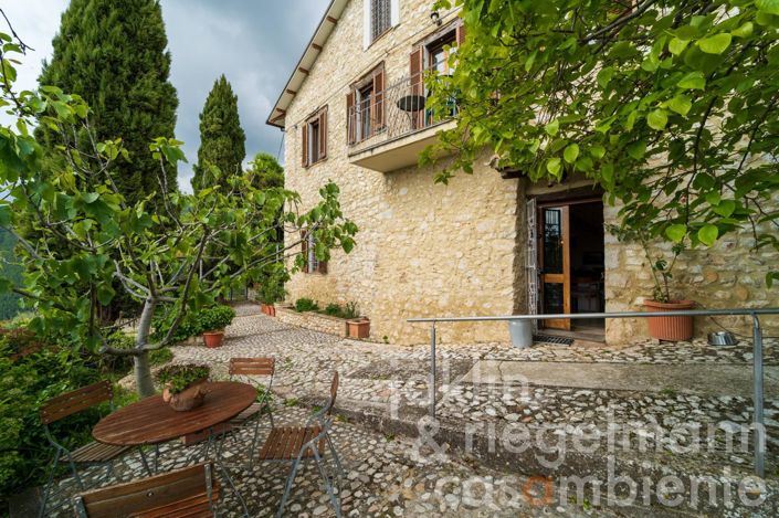 Image No.12-Maison de campagne de 3 chambres à vendre à Spoleto
