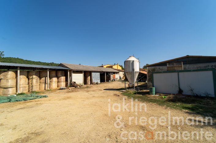 Image No.37-11 Bed Farmhouse for sale