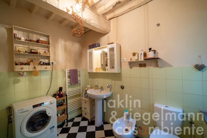 Image No.48-11 Bed Farmhouse for sale