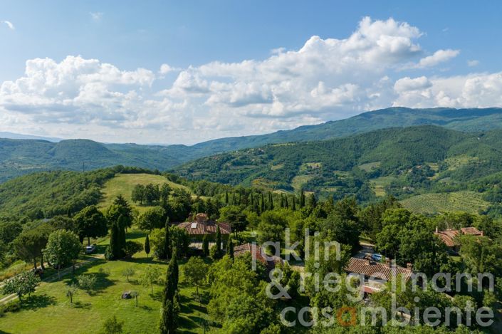 Image No.10-9 Bed Country House for sale