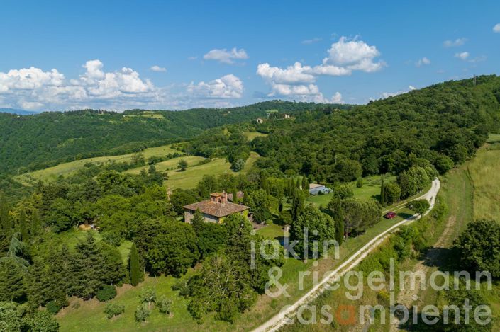 Image No.14-9 Bed Country House for sale