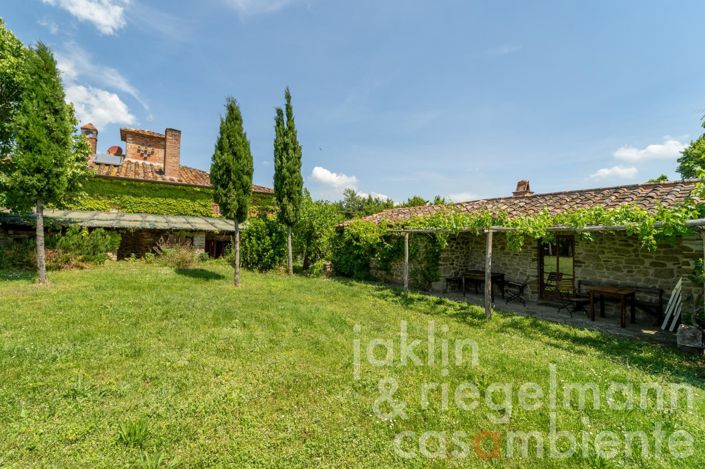 Image No.32-9 Bed Country House for sale