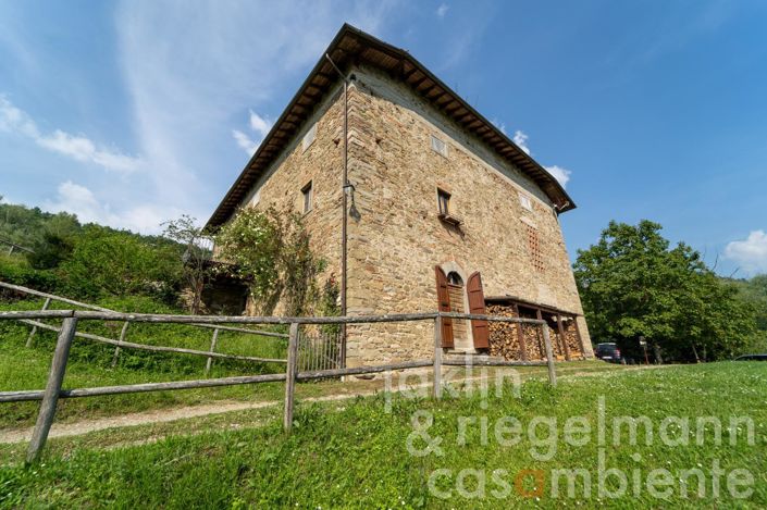Image No.11-Ferme de 10 chambres à vendre à Stia